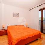 Mira Apartment