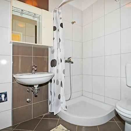 Apartment Mira