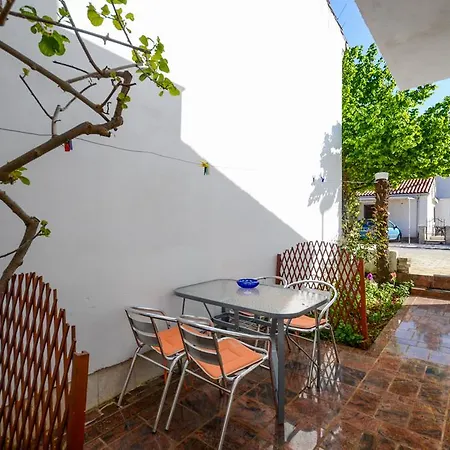 Mira Apartment Veleniki